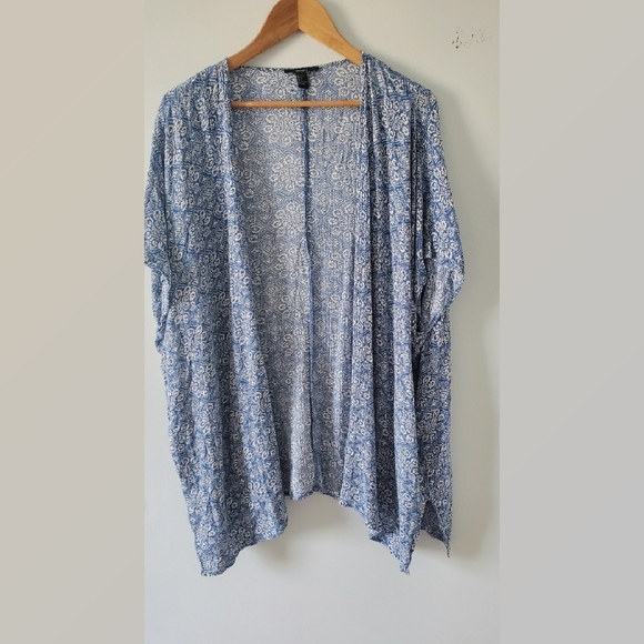 Forever 21 Kimono Jacket - Picture 2 of 11